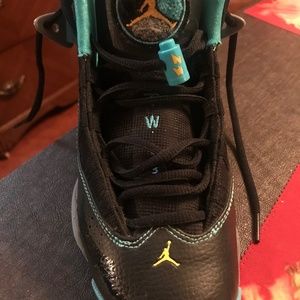 Jordan’s youth two3